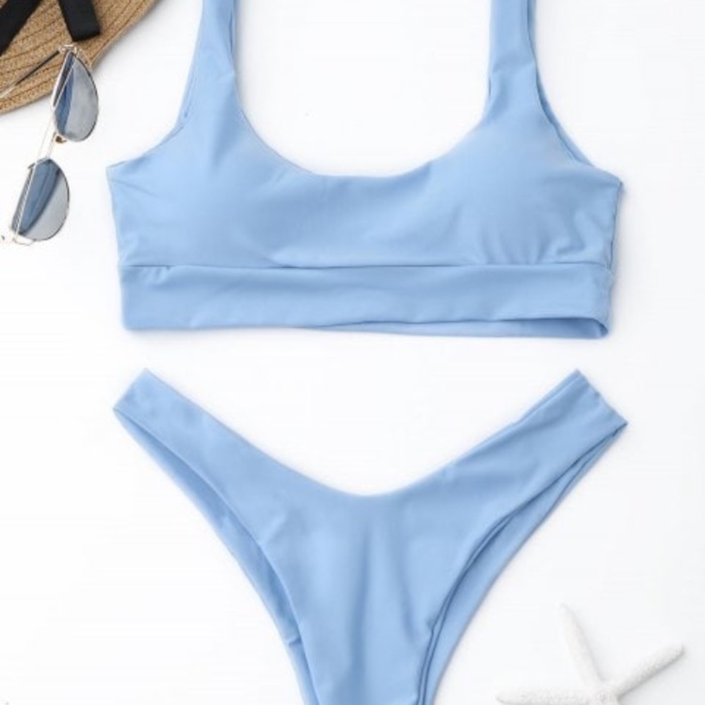 Blue scoop neck bikini